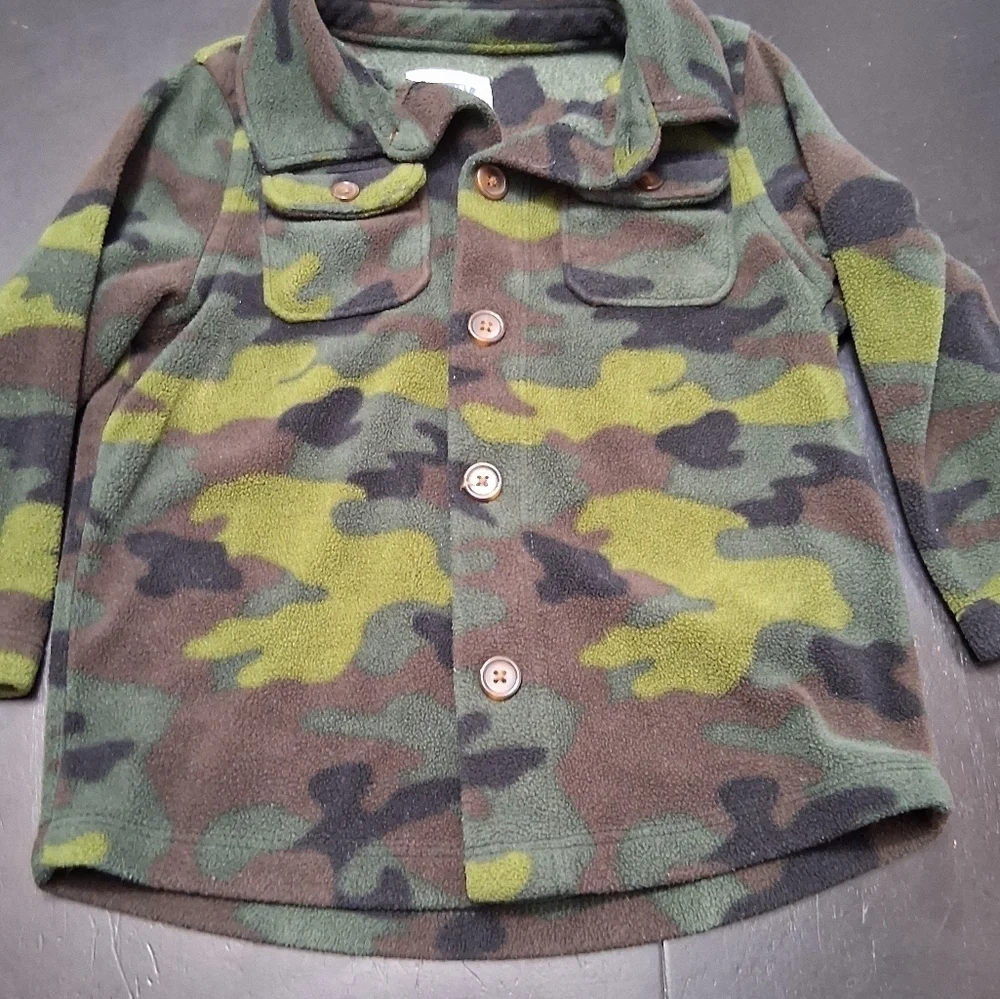 Old Navy Toddler's Camo Jacket. Size 18-24 Mo.